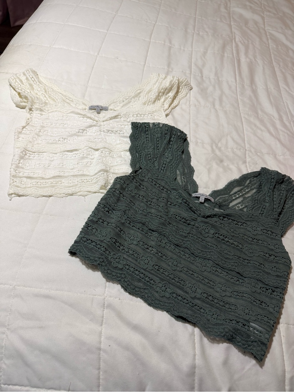 2 Charlotte Russe Lace Crop Tops in Ivory and Dark Green - 2 pack
